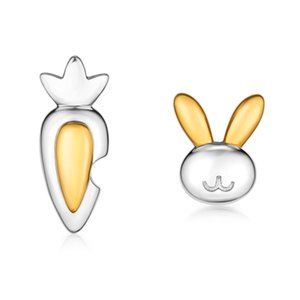 Carrot Rabbit Platinum Stud Earrings